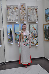 Teacher of Painting and Composition at the Faculty of Fine Arts of the Kyiv Children Academy of Arts - Violetta Monsevich.
